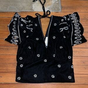 love the label top! size medium